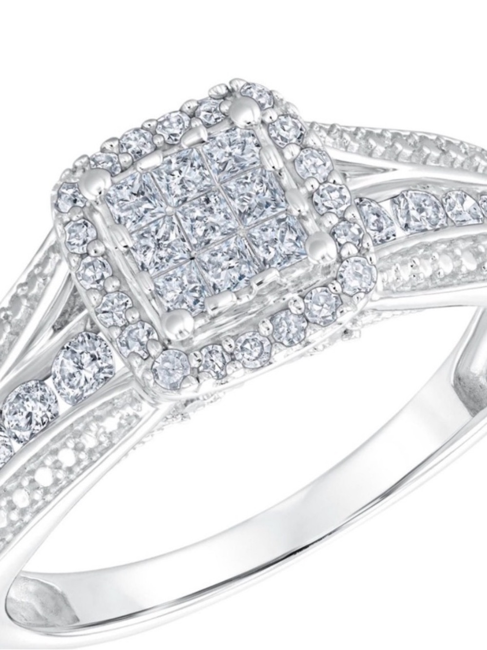 Elegant white Gold Women's engagement Ring